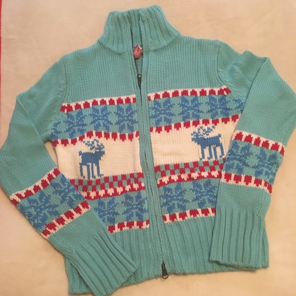 💙HP💙 🎄Derek Heart NEW with out tag printed sweater (Special offer 🎄) - Picture 2 of 2